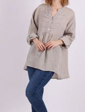 Load image into Gallery viewer, Linen Shirt Pleat Front
